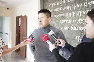 “ТАВАНБОГД”-ЫН Ц.БААТАРСАЙХАНЫ ДҮҮ Ц.ОТГОНБААТАР ТӨРИЙН ХӨНГӨЛӨЛТТЭЙ ЗЭЭЛЭЭС 7 ТЭРБУМЫГ “ШҮҮРЧ” АВЧЭЭ